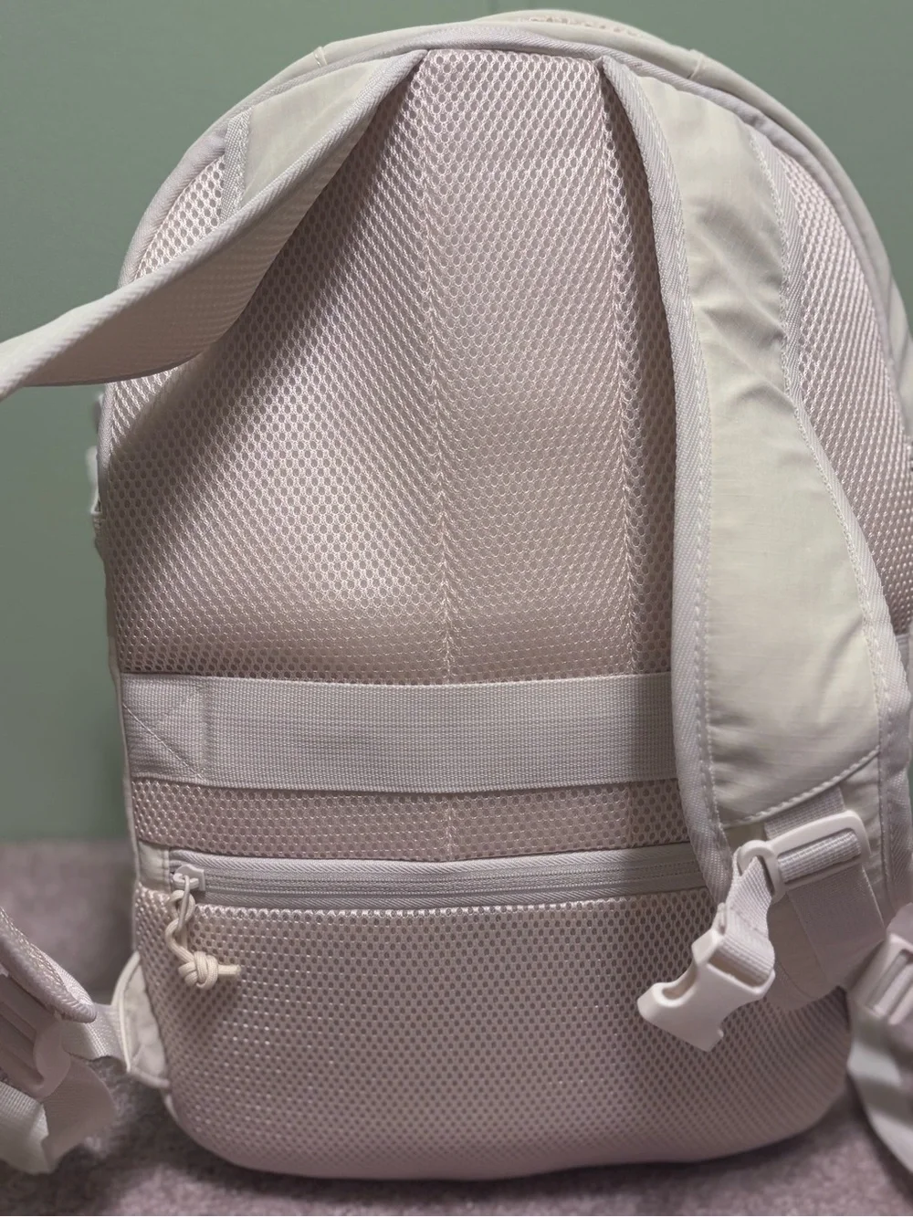 BAGSMART Travel Backpack – Cream – NWT